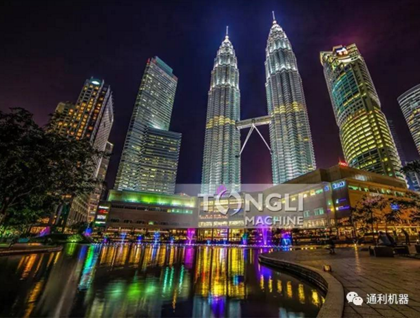 14990473747441.png blob.png